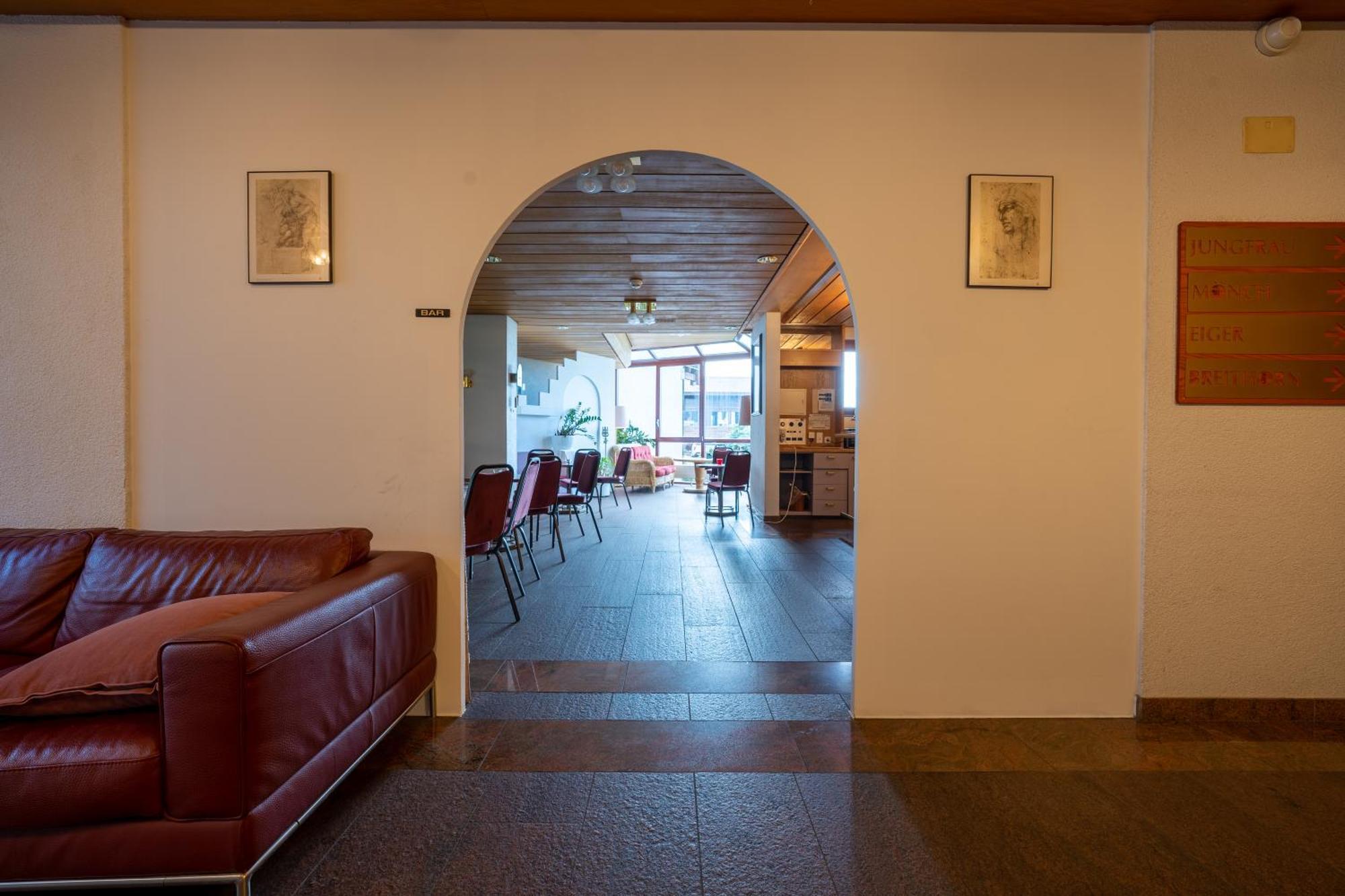 Hotel Aeschipark Aeschi Bei Spiez Buitenkant foto