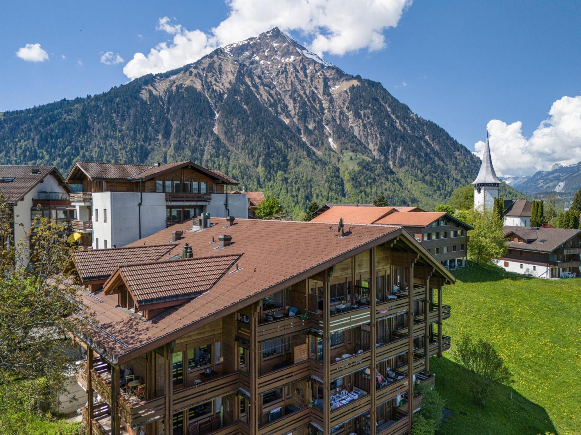 Hotel Aeschipark Aeschi Bei Spiez Buitenkant foto