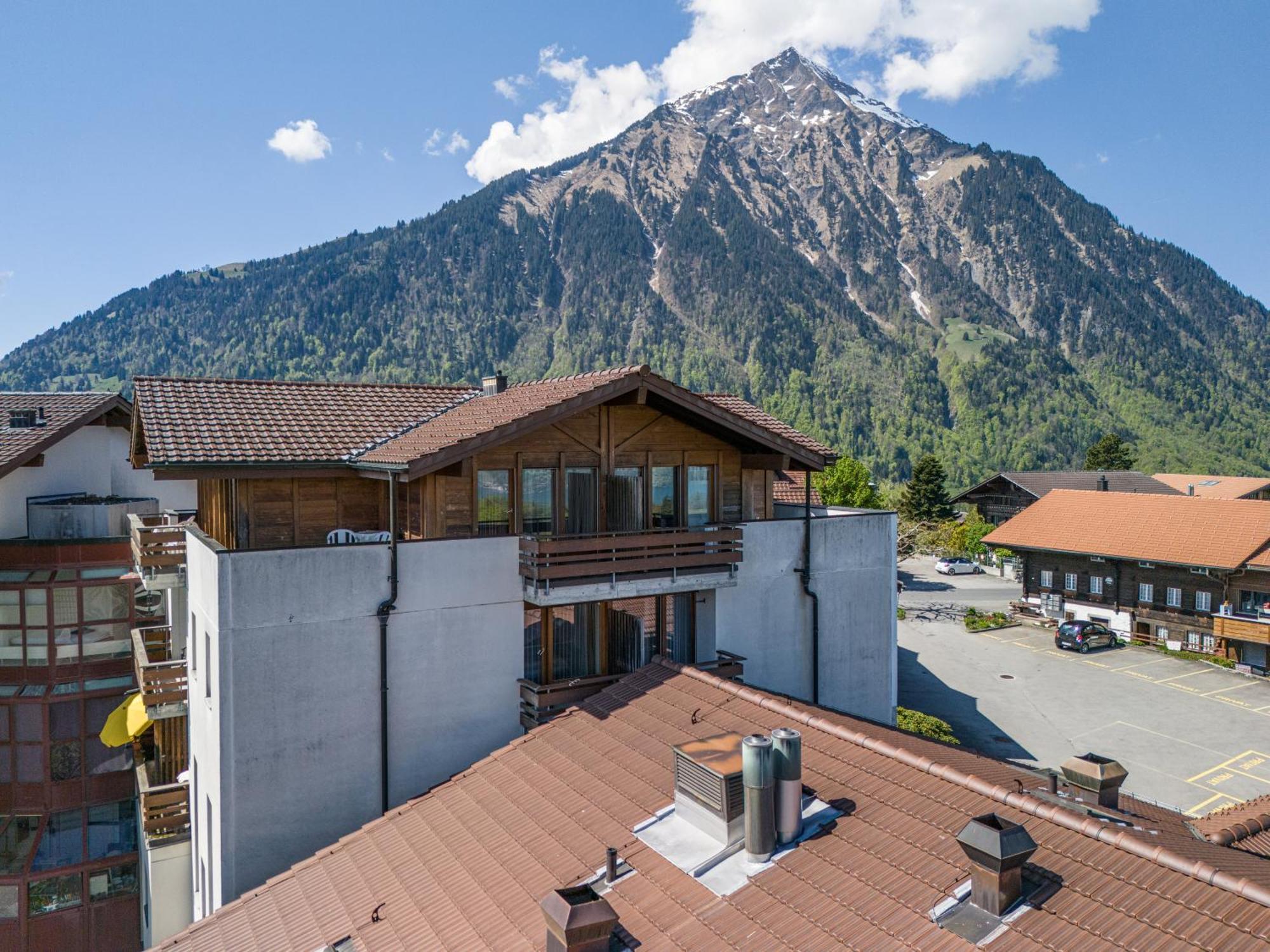 Hotel Aeschipark Aeschi Bei Spiez Buitenkant foto